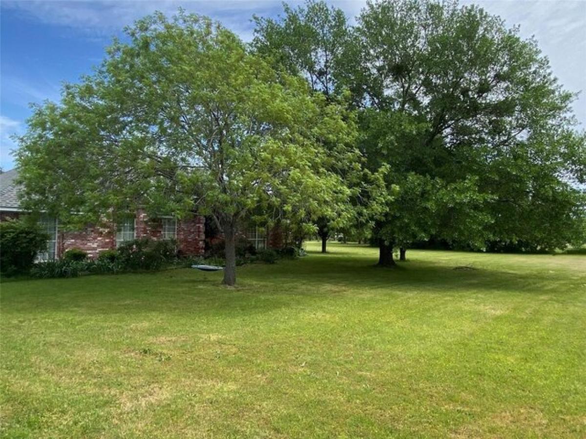 Picture of Home For Sale in Greenville, Texas, United States