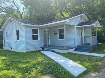 Home For Rent in Mooresville, North Carolina