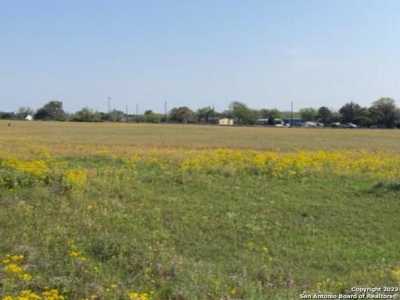 Residential Land For Sale in Saint Hedwig, Texas