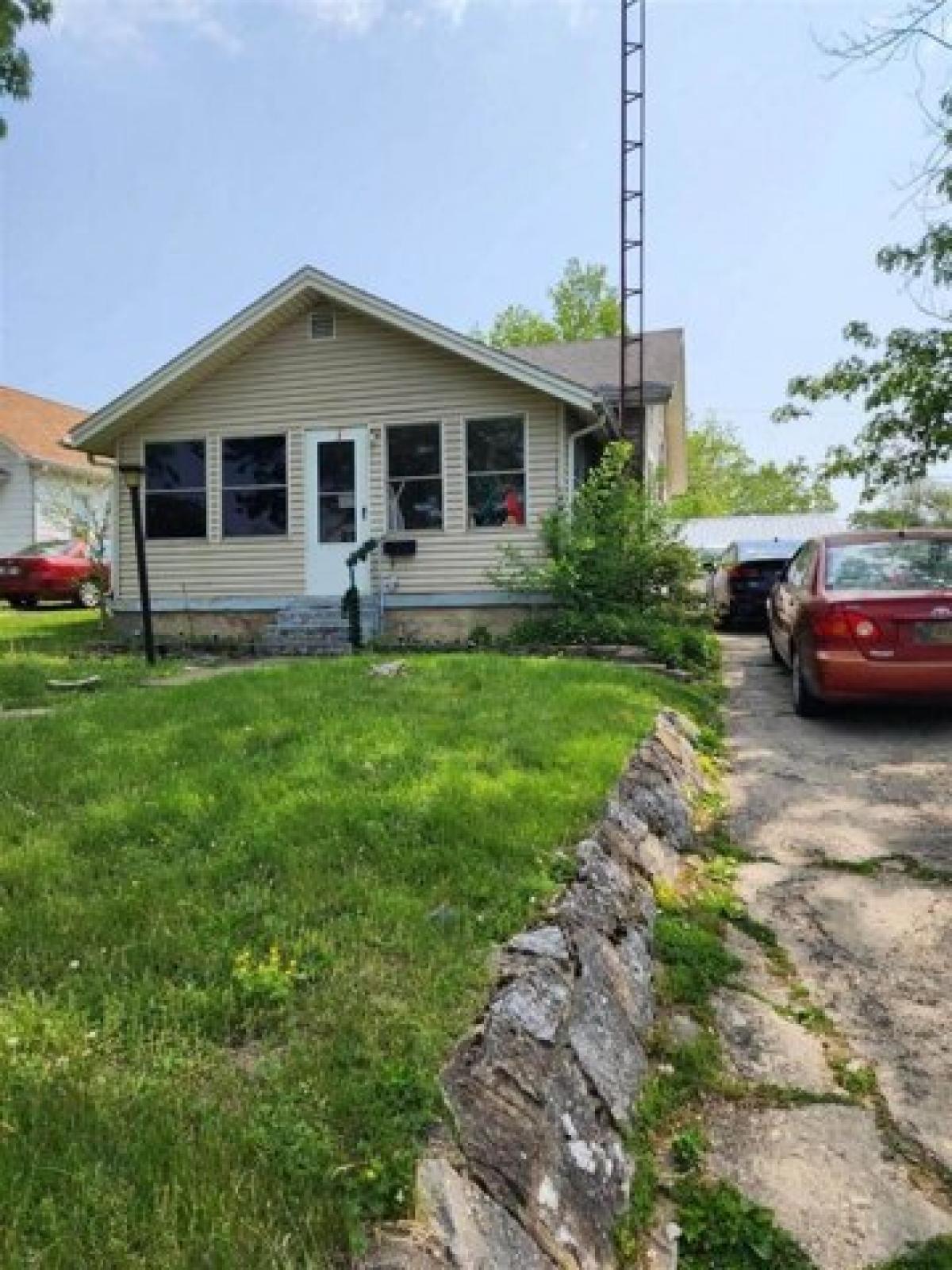 Picture of Home For Sale in Richmond, Indiana, United States