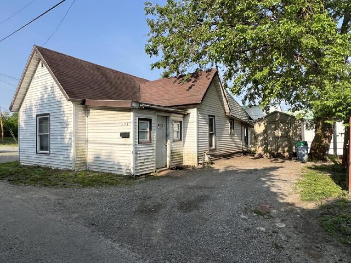 Picture of Home For Sale in Bellefontaine, Ohio, United States