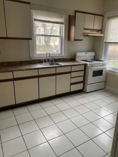 Apartment For Rent in Springfield, Massachusetts