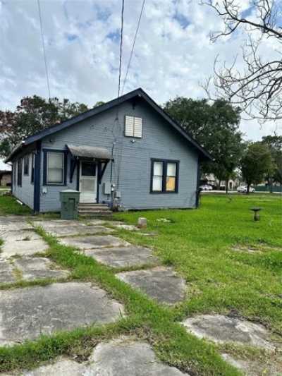 Home For Sale in Port Arthur, Texas