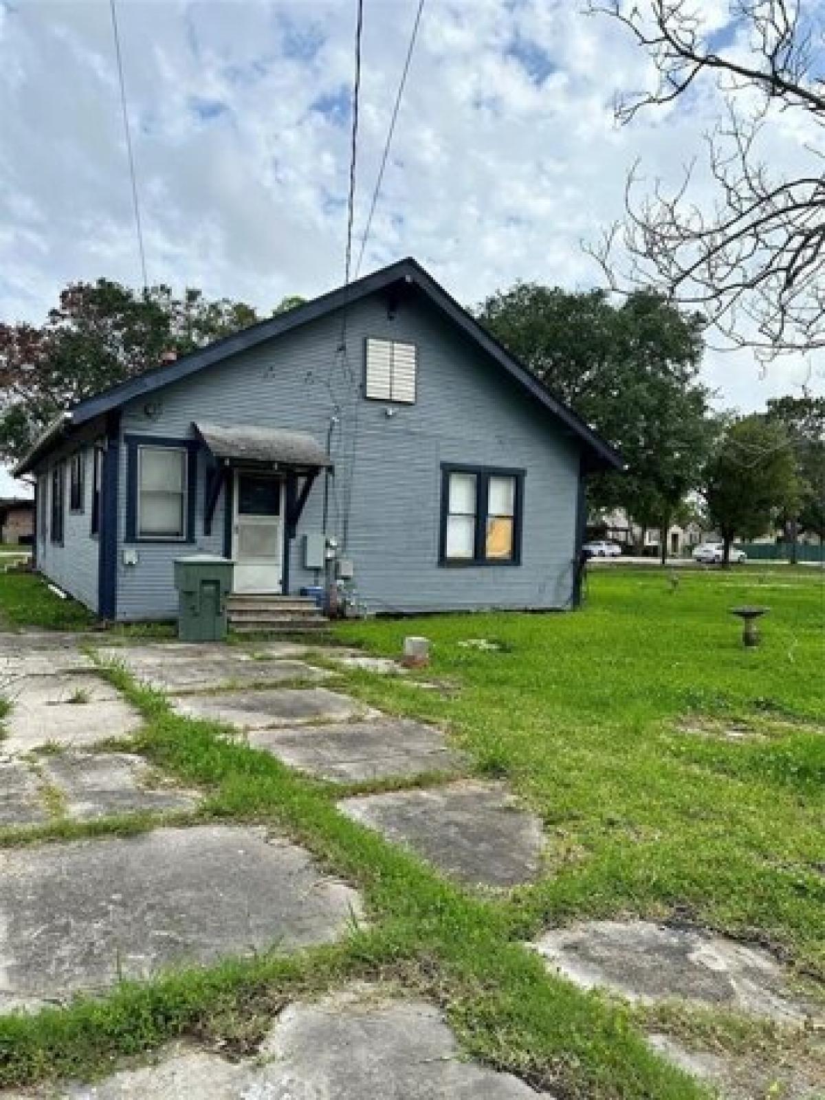 Picture of Home For Sale in Port Arthur, Texas, United States