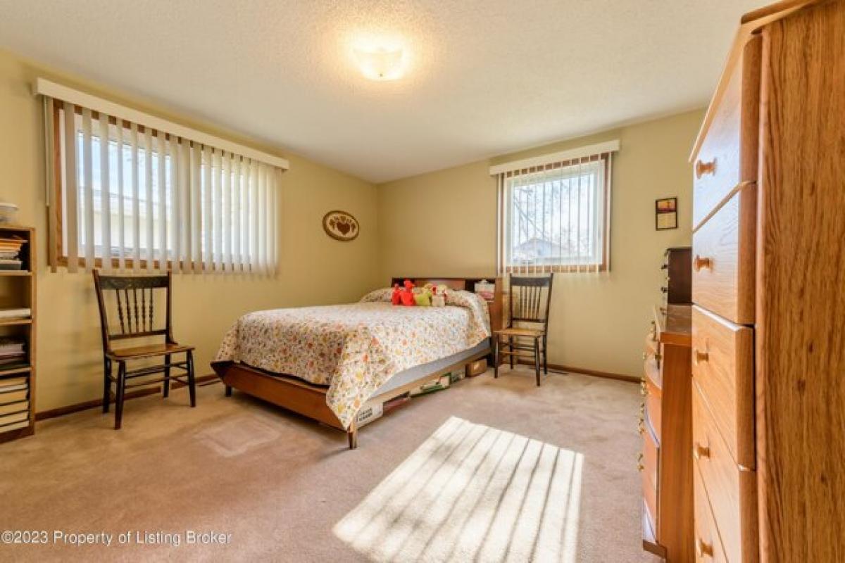 Picture of Home For Sale in Hebron, North Dakota, United States