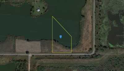 Residential Land For Sale in Fort Meade, Florida