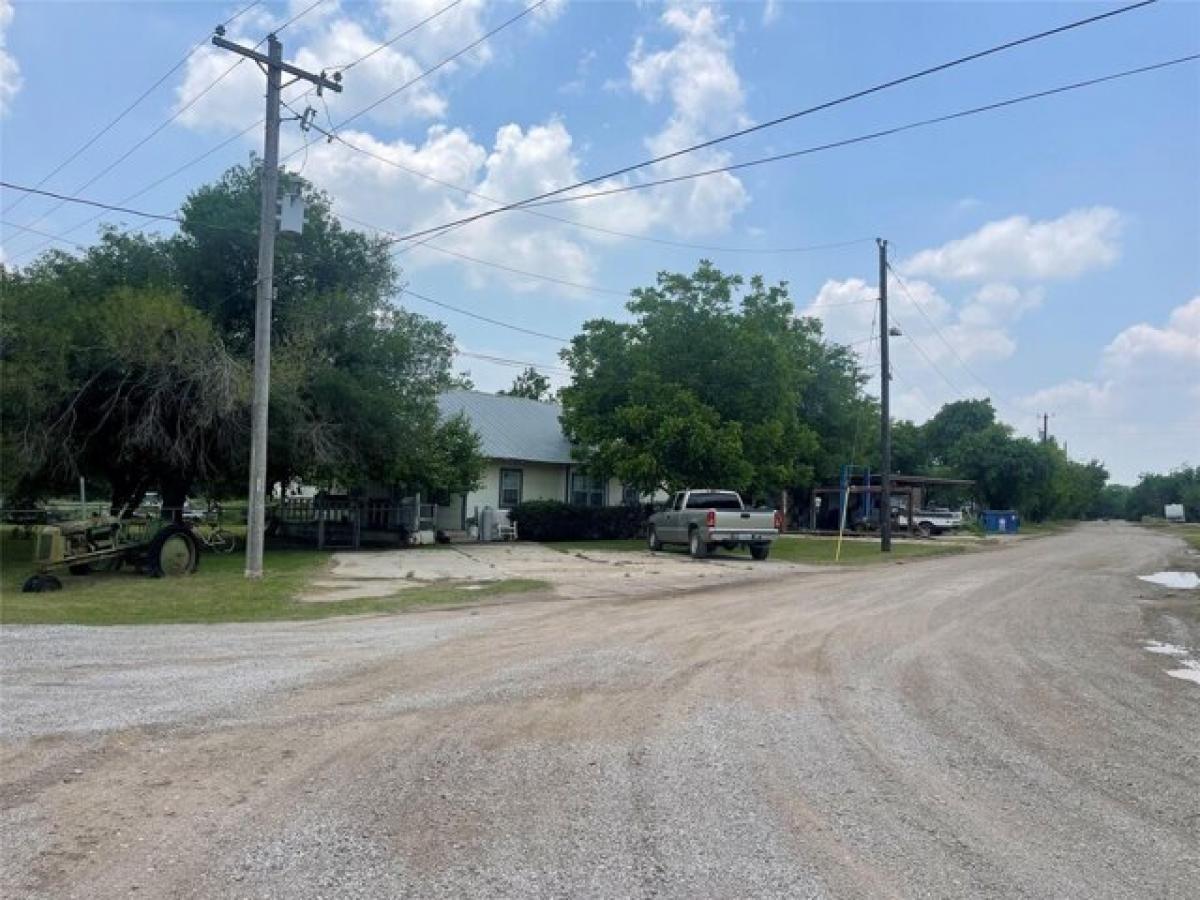 Picture of Home For Sale in Roanoke, Texas, United States