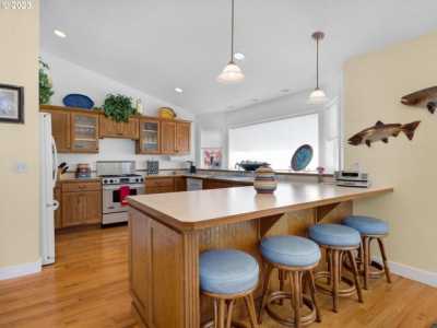 Home For Sale in Gearhart, Oregon