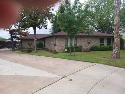 Home For Sale in Hurst, Texas