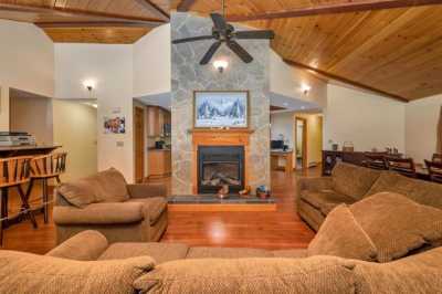 Home For Sale in Moultonborough, New Hampshire