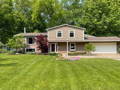 Home For Sale in Vermilion, Ohio