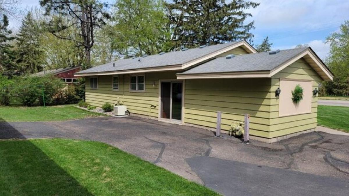 Picture of Home For Sale in Long Lake, Minnesota, United States