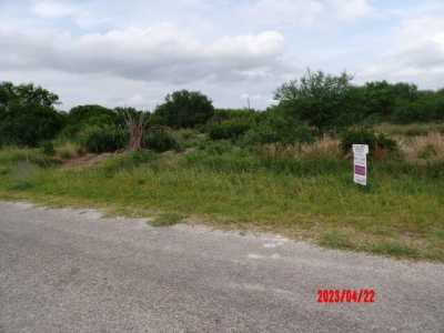 Residential Land For Sale in Beeville, Texas