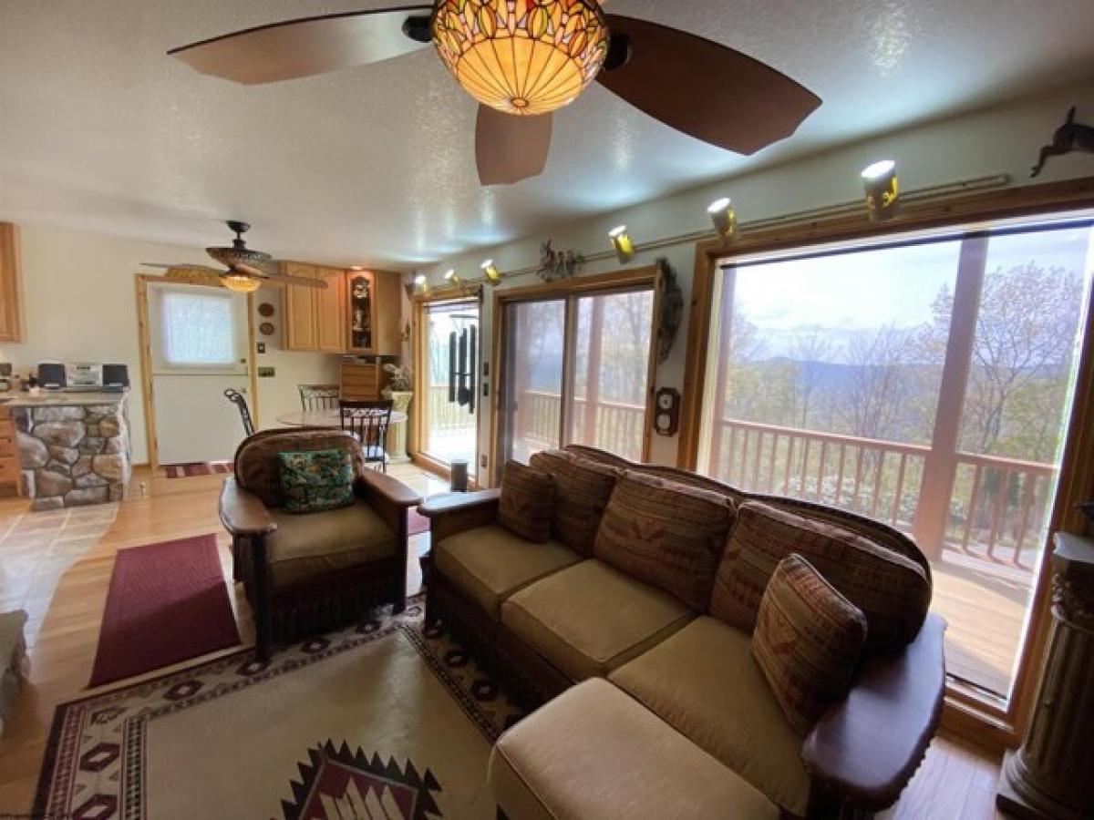 Picture of Home For Sale in Harman, West Virginia, United States