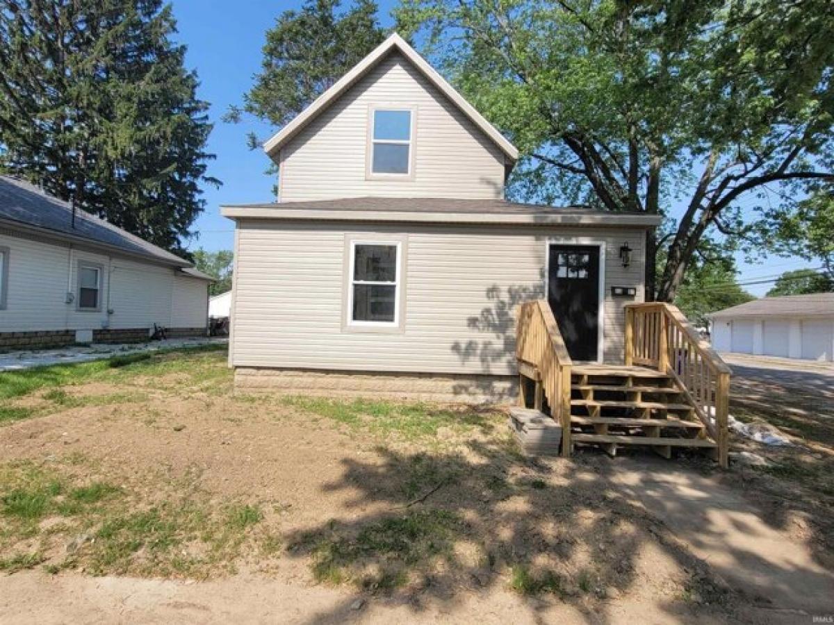 Picture of Home For Sale in Kokomo, Indiana, United States