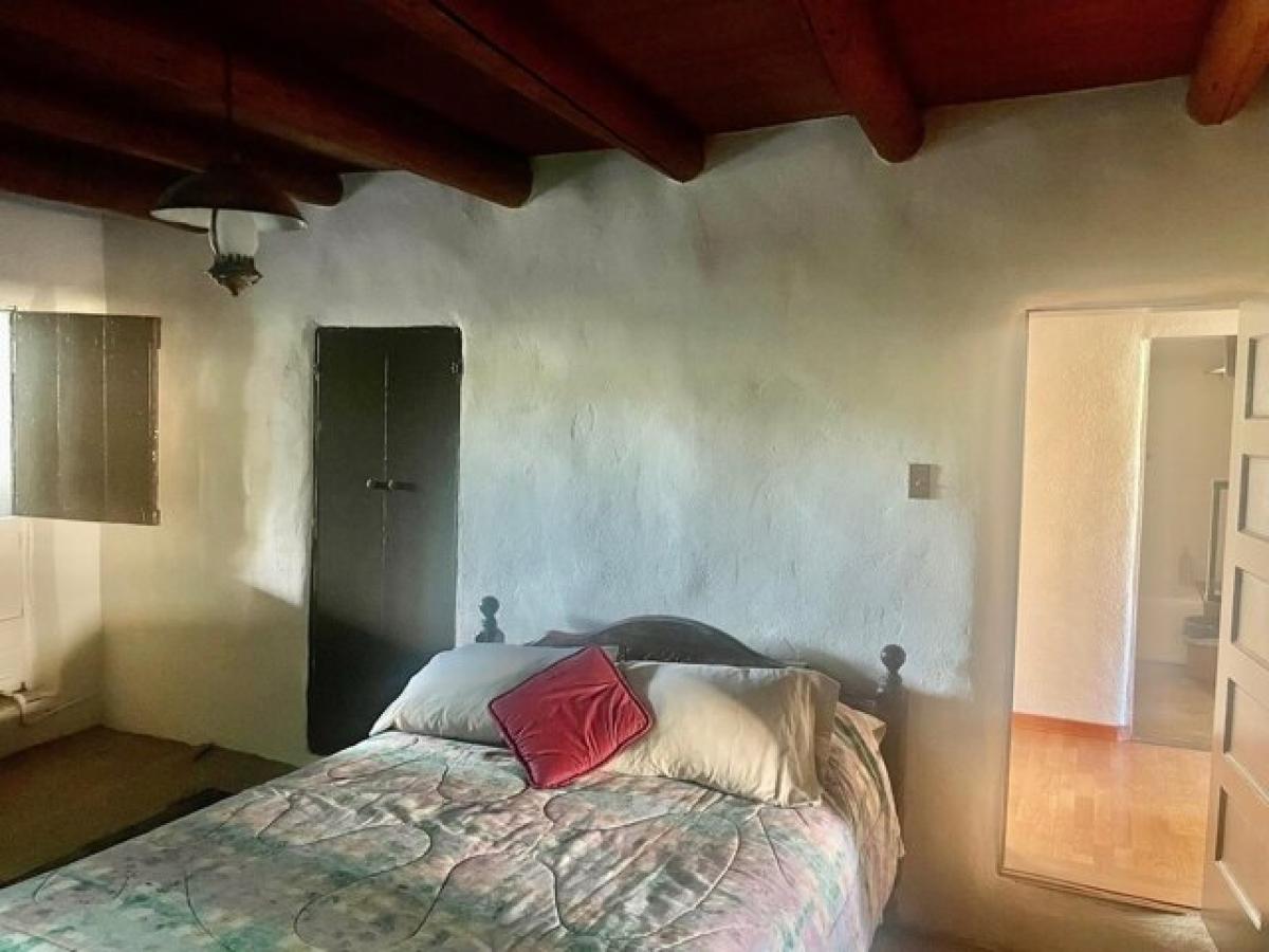 Picture of Home For Sale in Taos, New Mexico, United States