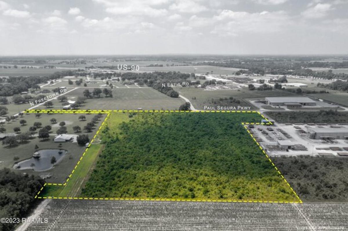 Picture of Residential Land For Sale in New Iberia, Louisiana, United States