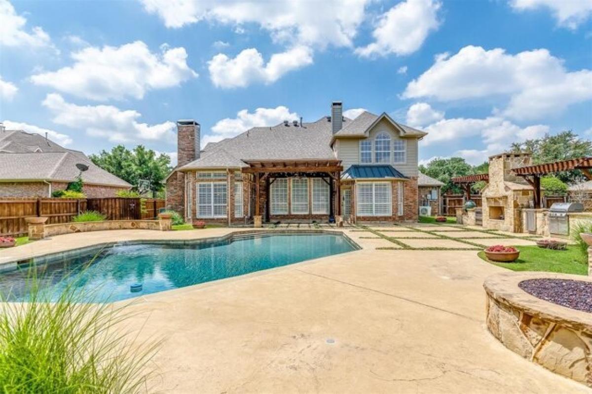 Picture of Home For Sale in Southlake, Texas, United States