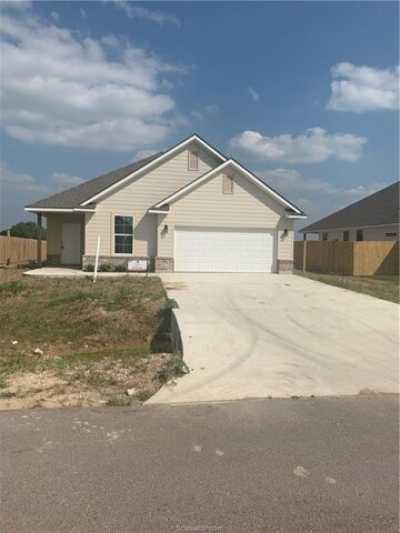 Home For Sale in Snook, Texas