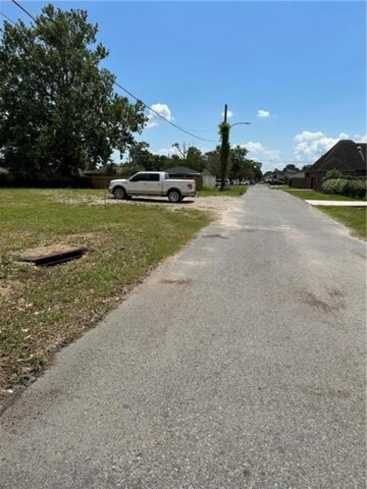 Picture of Residential Land For Sale in New Orleans, Louisiana, United States