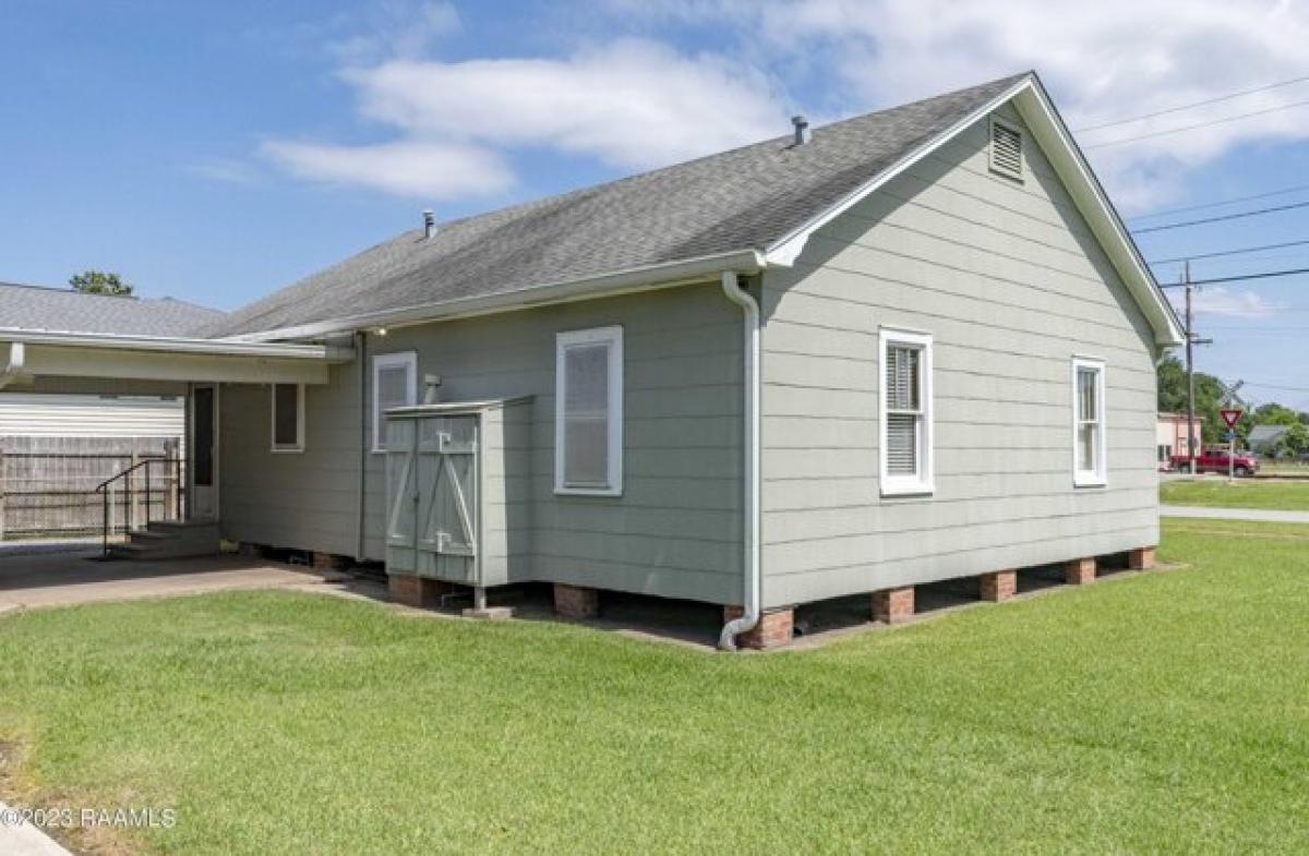 Picture of Home For Sale in Erath, Louisiana, United States