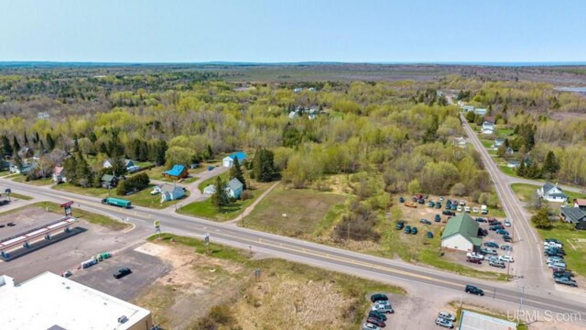 Picture of Residential Land For Sale in Calumet, Michigan, United States