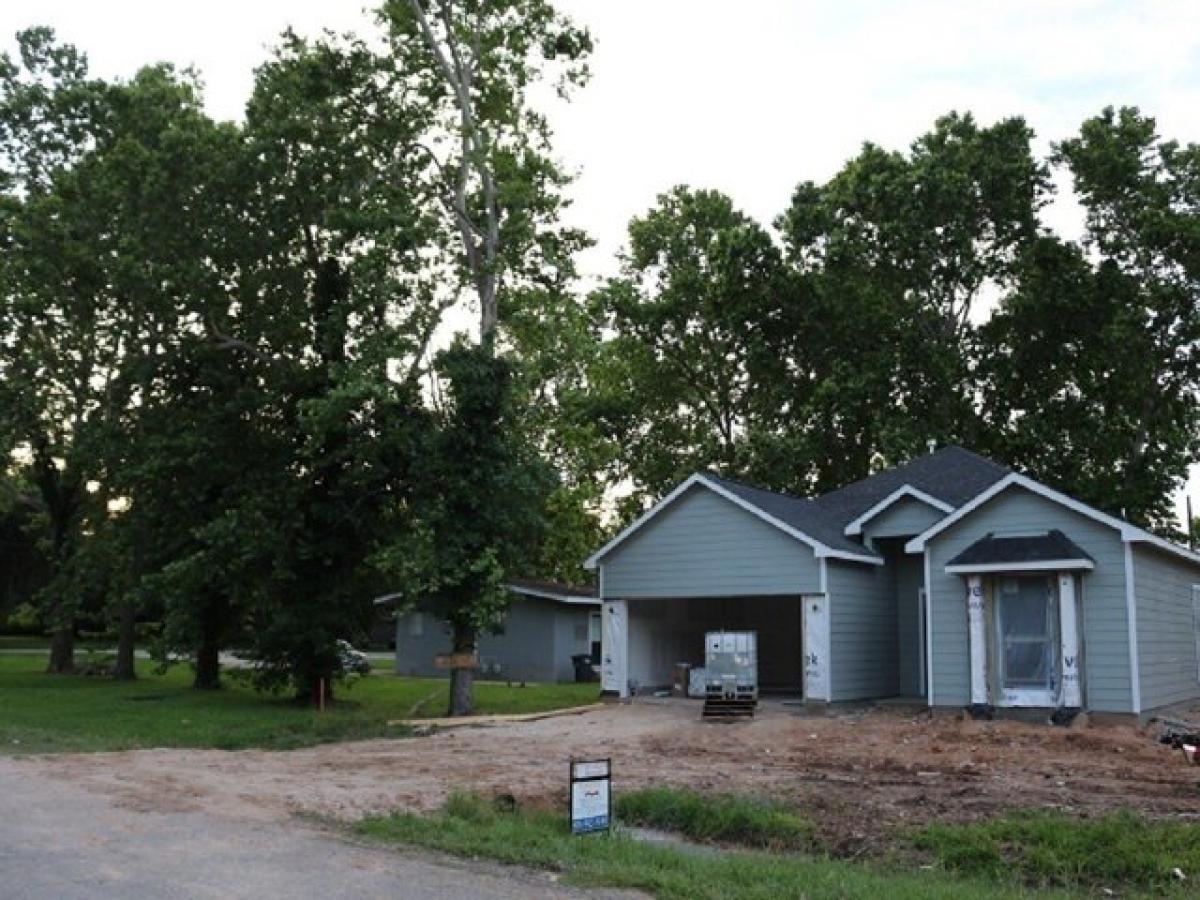 Picture of Home For Sale in Columbus, Texas, United States