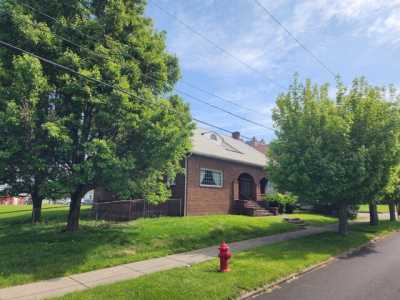 Home For Sale in Oak Hill, Ohio