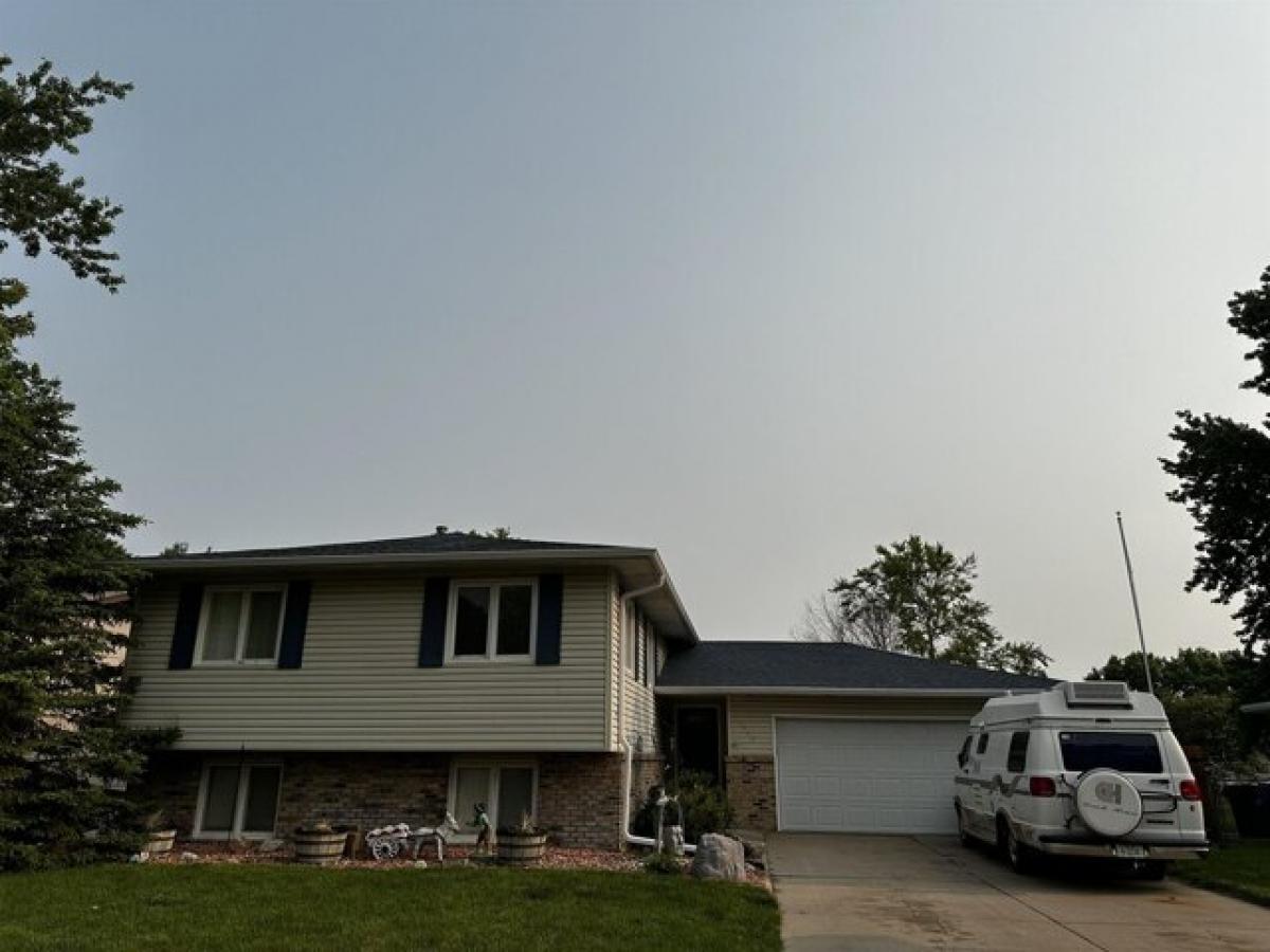 Picture of Home For Sale in Kearney, Nebraska, United States