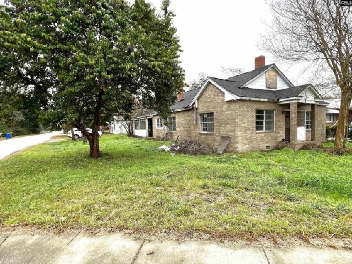 Picture of Home For Sale in Camden, South Carolina, United States