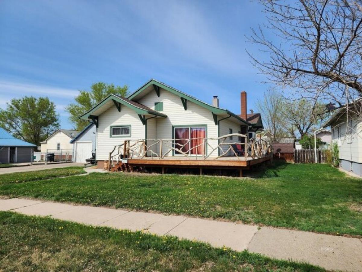 Picture of Home For Sale in Glendive, Montana, United States