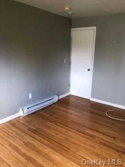 Apartment For Rent in Marlboro, New York