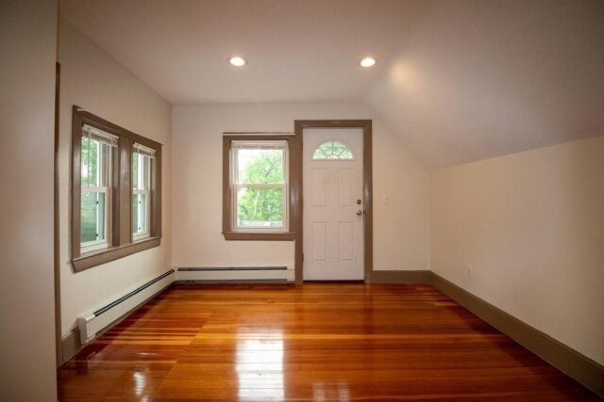 Picture of Apartment For Rent in Norwood, Massachusetts, United States