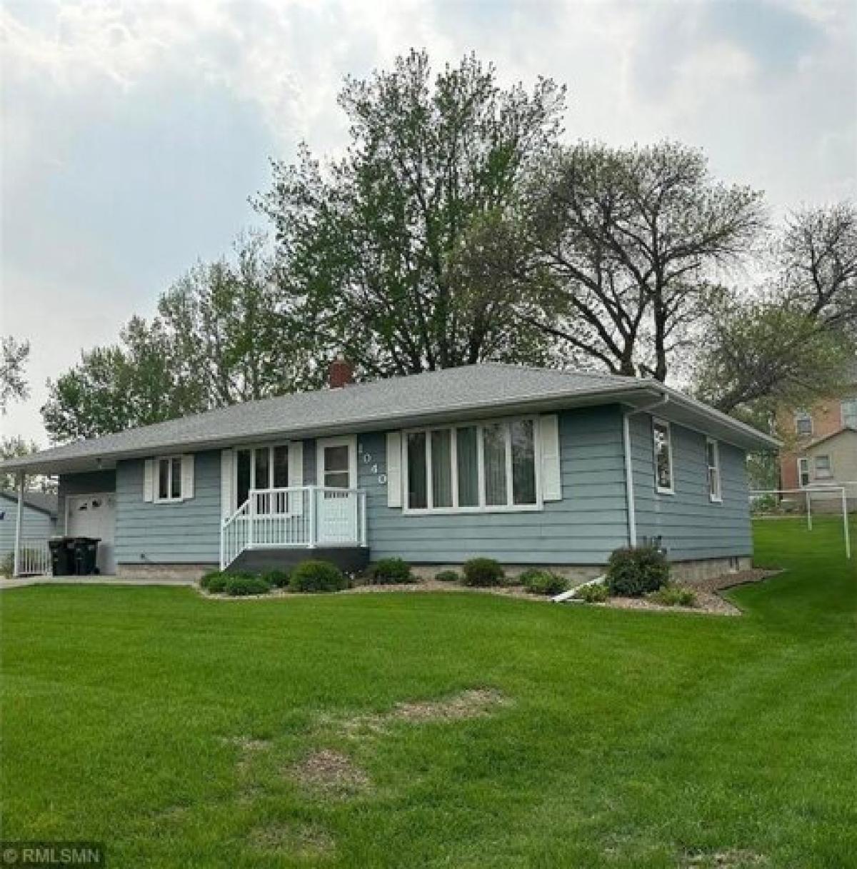 Picture of Home For Sale in Sauk Centre, Minnesota, United States