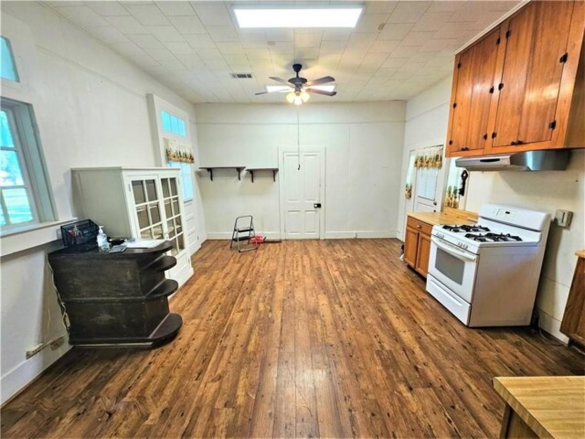 Picture of Home For Sale in Springfield, Louisiana, United States