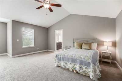 Home For Sale in Chaska, Minnesota