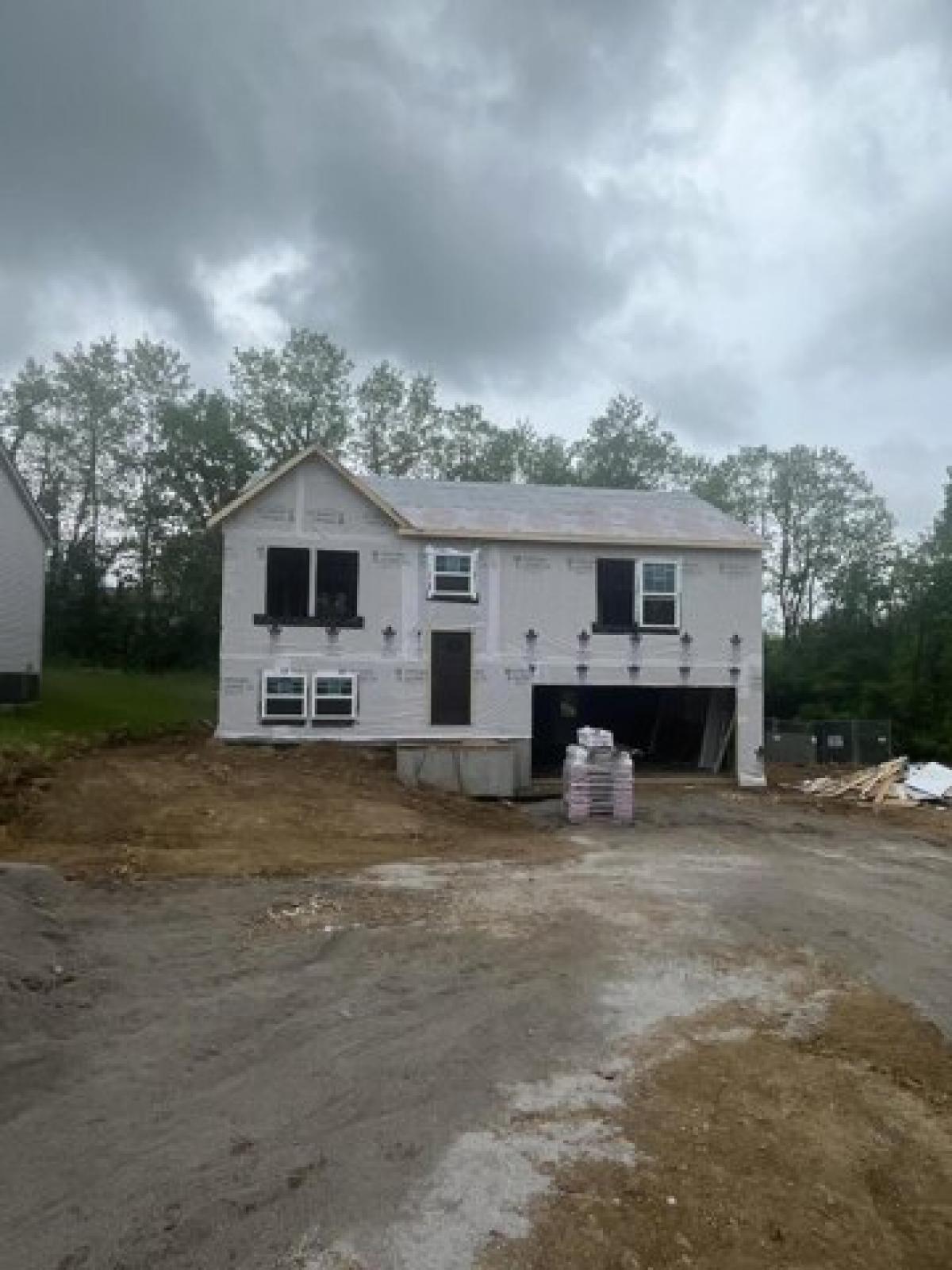 Picture of Home For Sale in Dry Ridge, Kentucky, United States