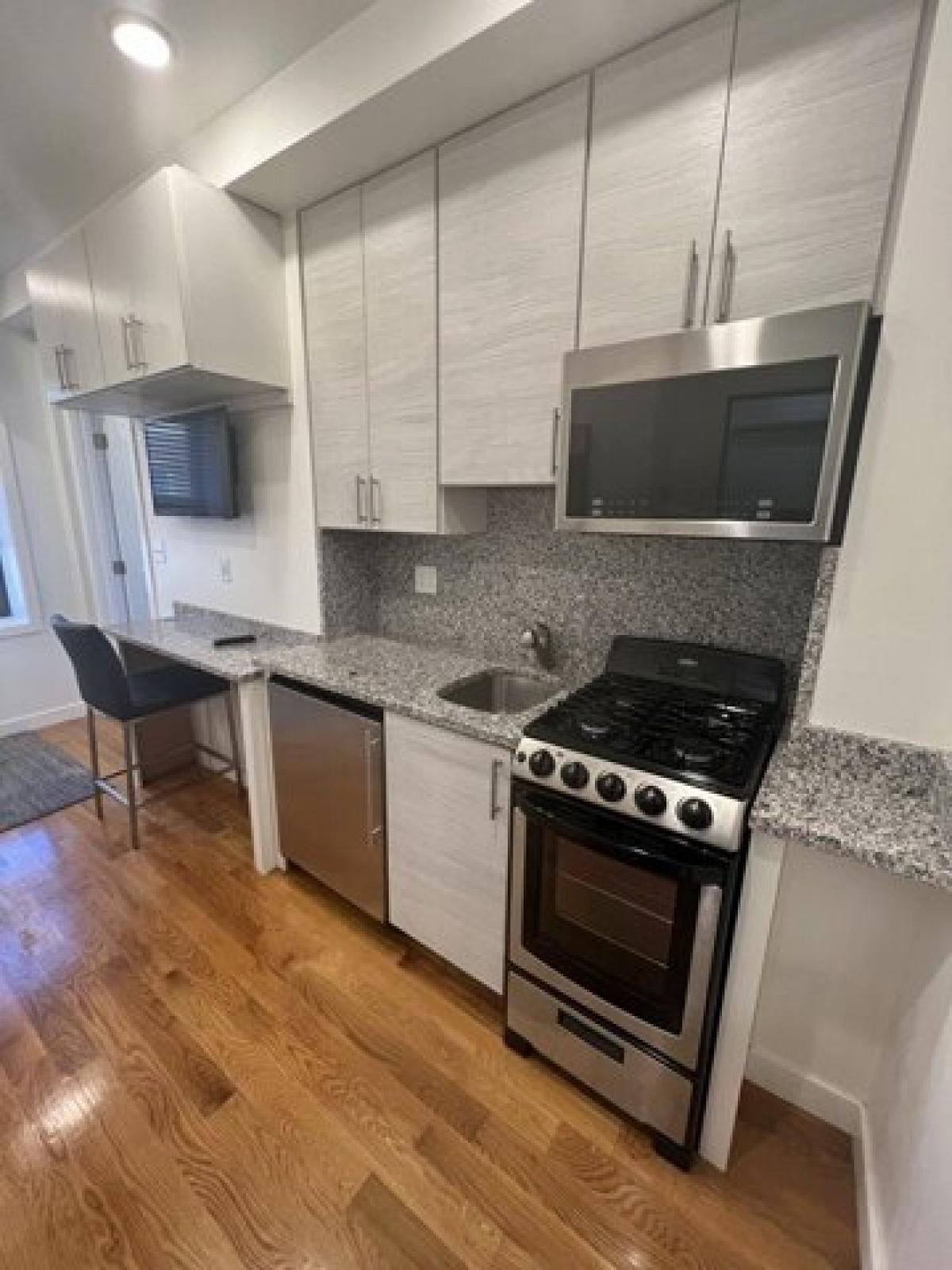 Picture of Apartment For Rent in Chelsea, Massachusetts, United States