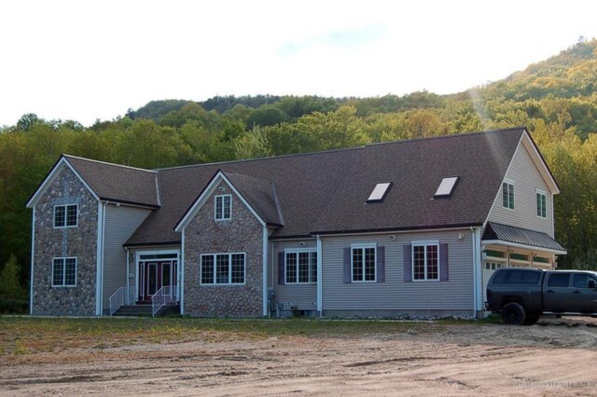 Picture of Home For Sale in Porter, Maine, United States