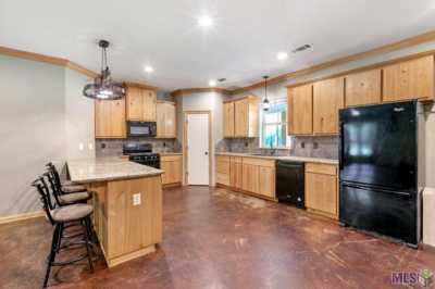 Home For Sale in Pride, Louisiana