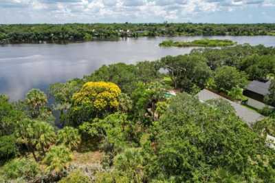 Residential Land For Sale in Riverview, Florida