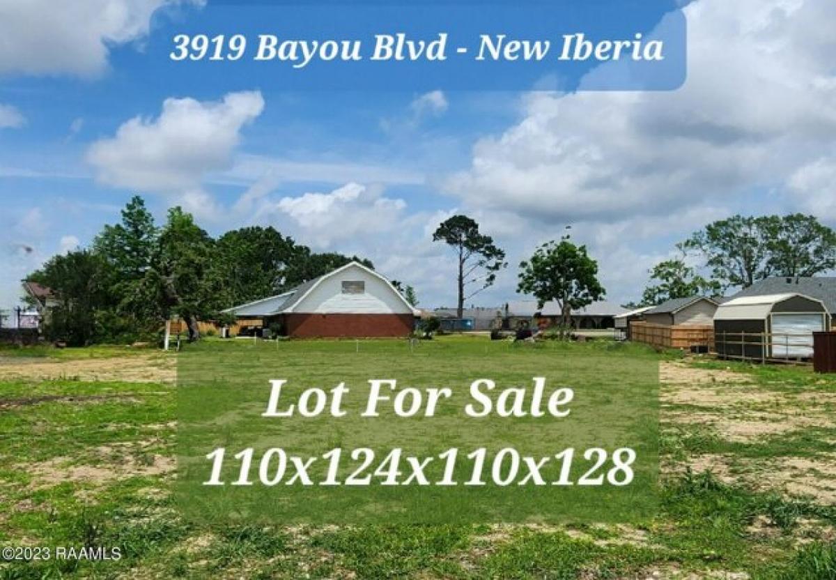 Picture of Residential Land For Sale in New Iberia, Louisiana, United States