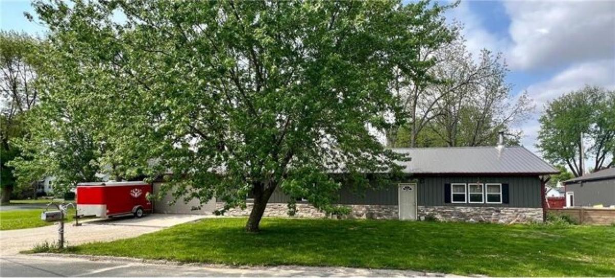 Picture of Home For Sale in Spring Valley, Minnesota, United States