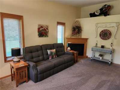 Home For Sale in Vadnais Heights, Minnesota