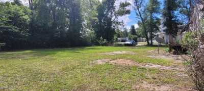 Residential Land For Sale in Grand Ridge, Florida