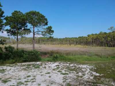 Residential Land For Sale in Gulf Breeze, Florida