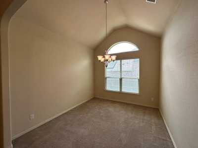 Home For Rent in Forest Hill, Texas