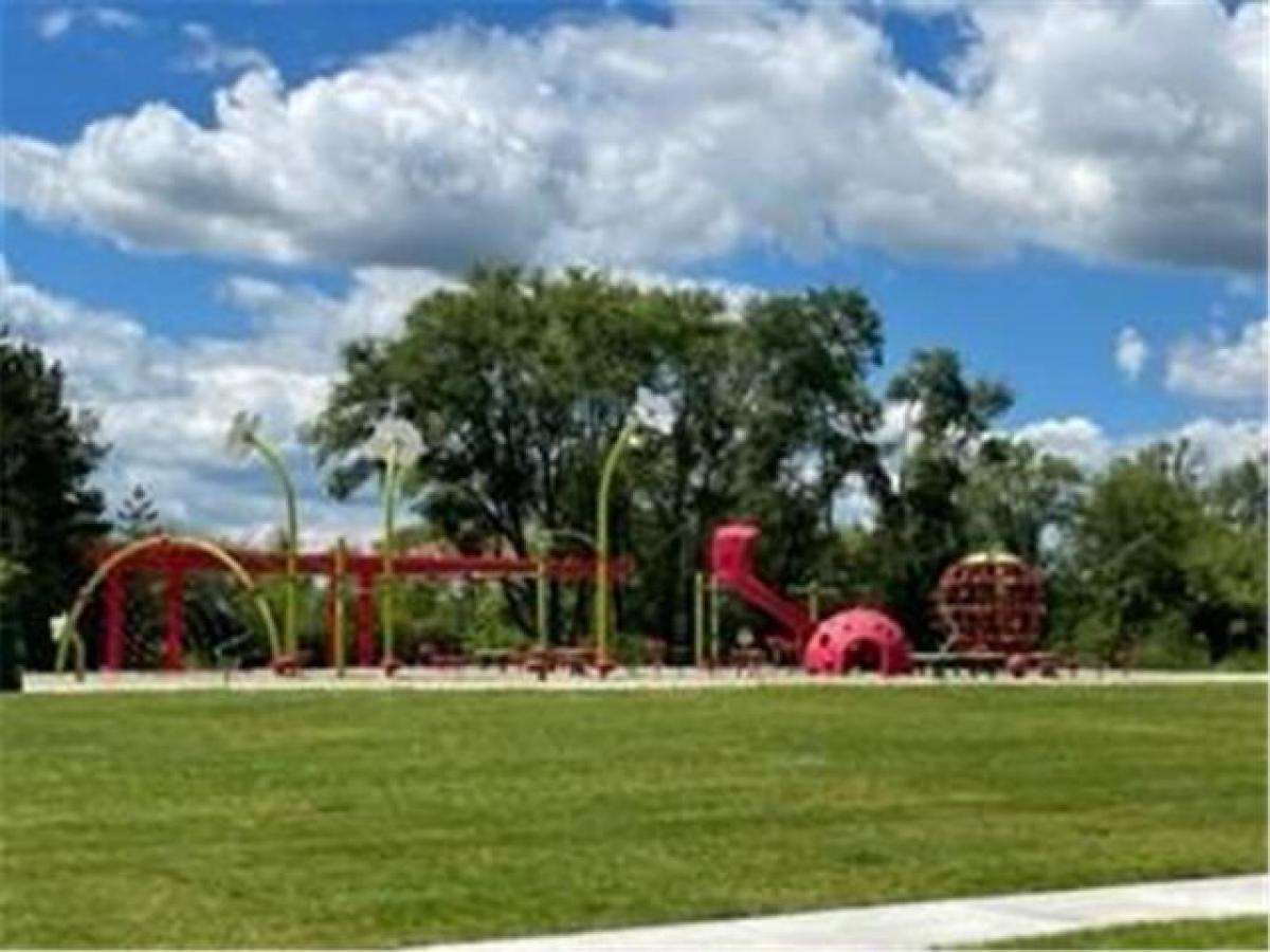 Picture of Home For Sale in Cottage Grove, Minnesota, United States