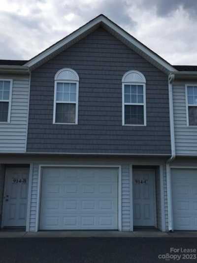 Home For Rent in Mooresville, North Carolina