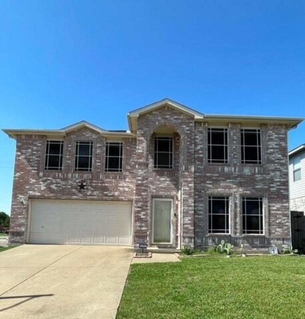 Picture of Home For Sale in Mesquite, Texas, United States